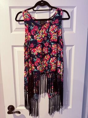 Sleeveless Floral Fringe Blouse - Navy Multi